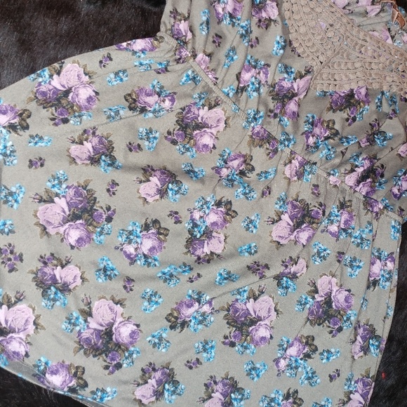 Decree • Floral Y2k Taupe Babydoll Crochet Flowy Tank Top Womens Large Juniors - Picture 5 of 9